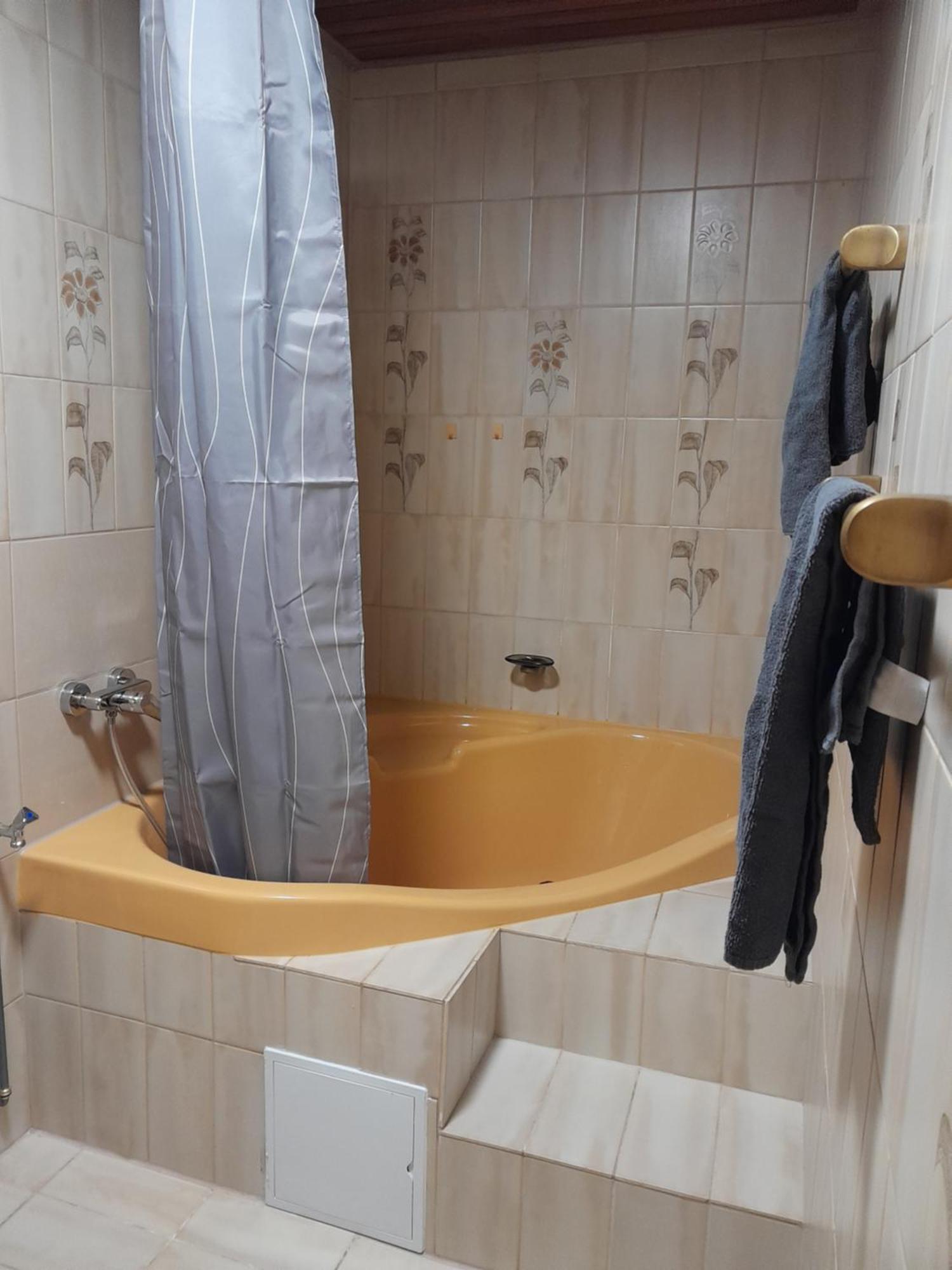Goldstueck Im Gruenen Appartement Bad Schonborn Buitenkant foto
