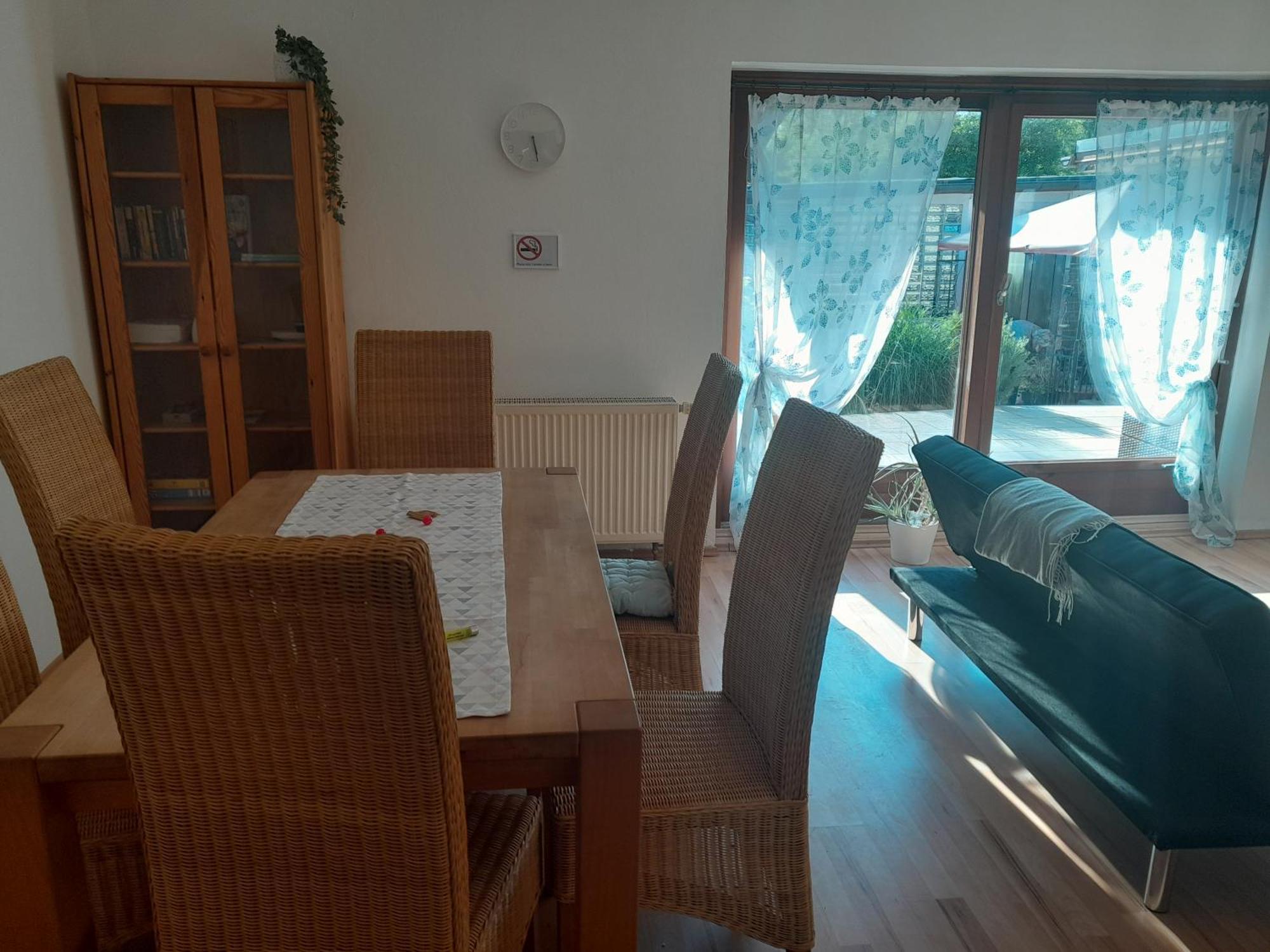 Goldstueck Im Gruenen Appartement Bad Schonborn Kamer foto
